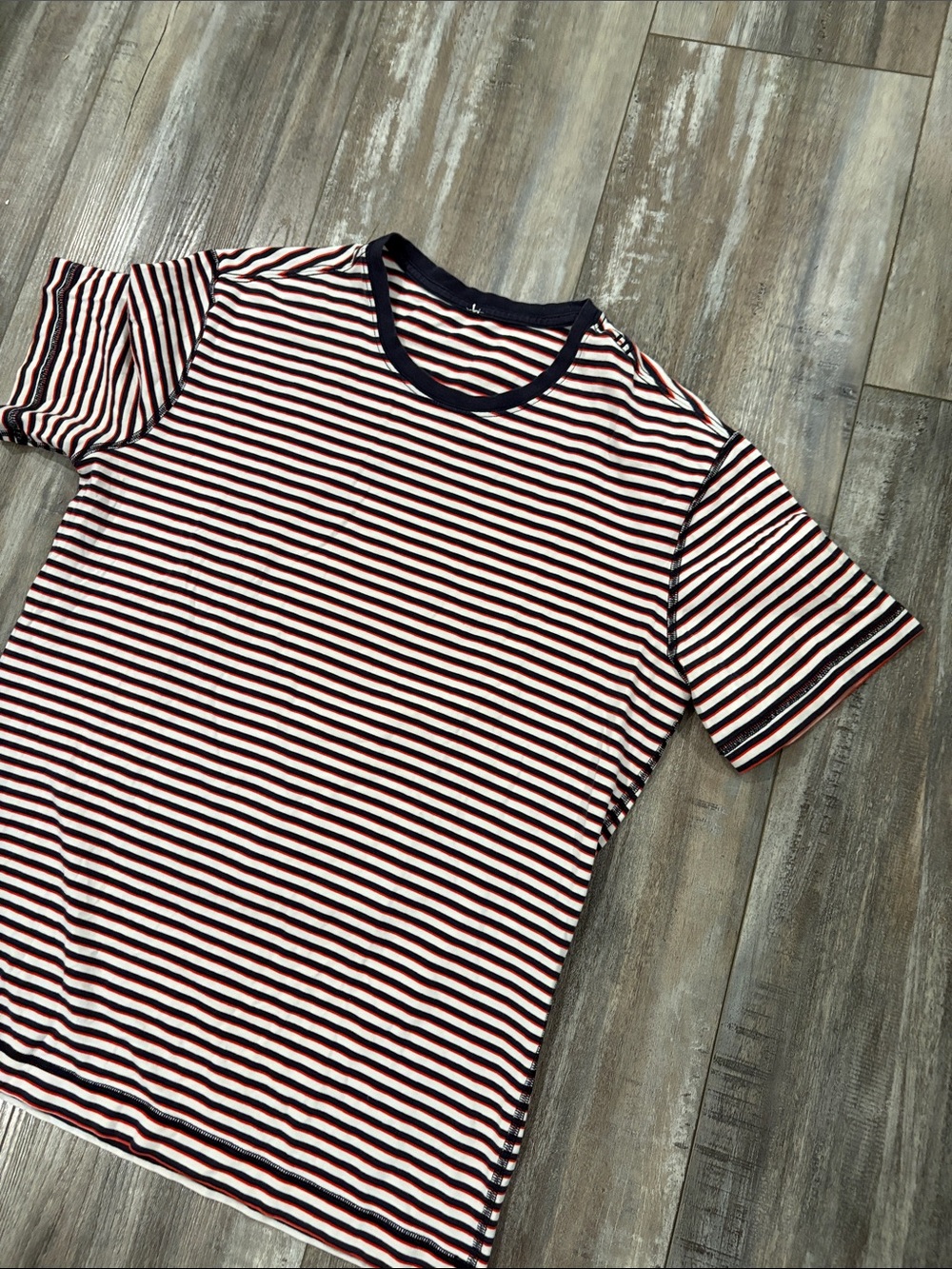 Lululemon 5 Year Basic Tee Stripe | L - Picture 4 of 7